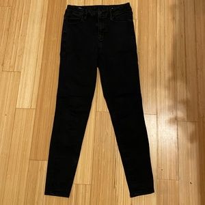 American Eagle black non ripped jeans size 4 short